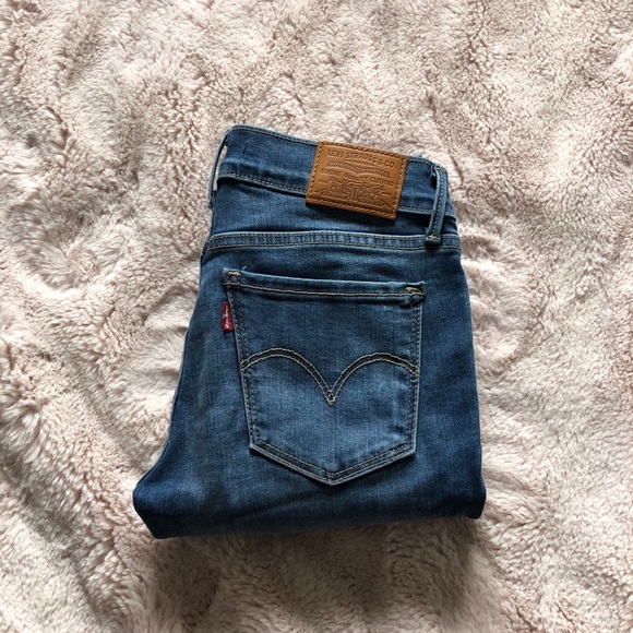 710 Levi’s - Picture 4 of 8